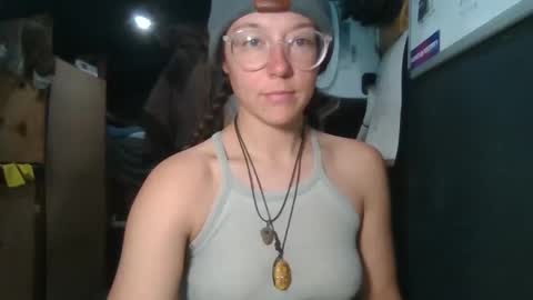 d3sert_moon online show from December 16, 2025, 10:26 pm
