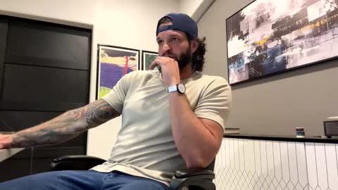 Snapshot of d_michael12 chatting on March 3, 2026, 3:01 am David Michael online show from March 3, 2026, 3:01 am