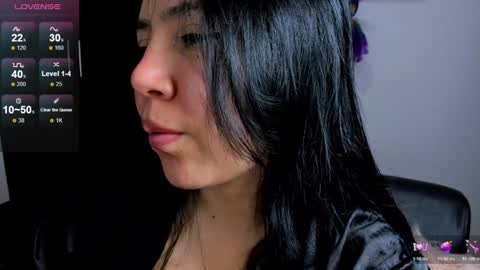 Ailyn  online show from February 6, 2025, 11:15 pm