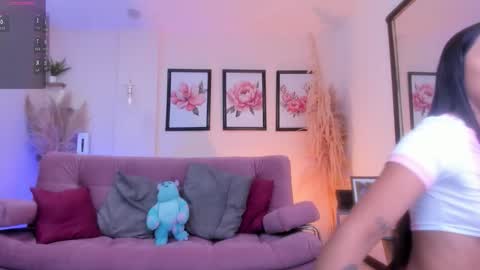 Snapshot of daaniela_moon chatting on January 17, 2026, 11:04 am Daniela online show from January 17, 2026, 11:04 am