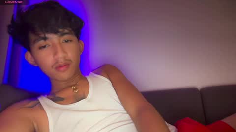 Snapshot of daario_nahariss chatting on December 8, 2024, 7:43 pm online show from December 8, 2024, 7:43 pm