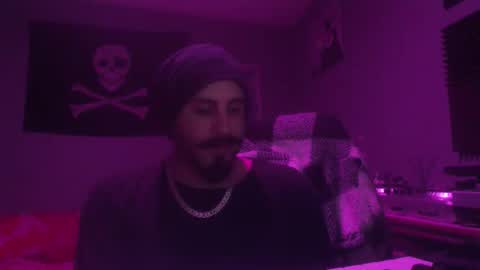 Snapshot of dabirdfree chatting on April 8, 2026, 2:11 am Destroyer online show from April 8, 2026, 2:11 am