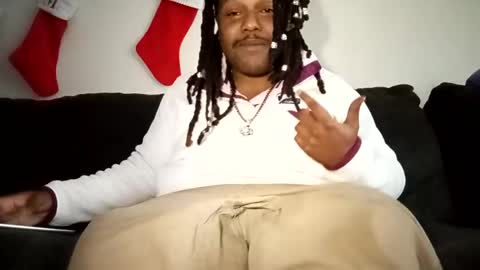 Saucy papi online show from December 9, 2024, 6:46 pm