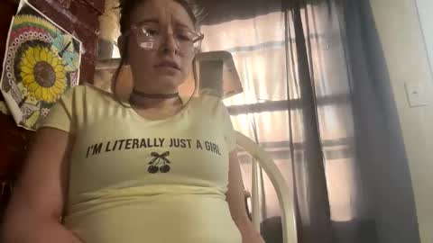 dabqueen_1994 online show from March 18, 2026, 1:47 pm