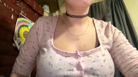 dabqueen_1994 online show from March 23, 2026, 11:36 am