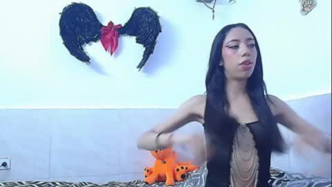 Snapshot of dabria_luxe chatting on June 30, 2026, 10:33 pm dabria_luxe online show from June 30, 2026, 10:33 pm