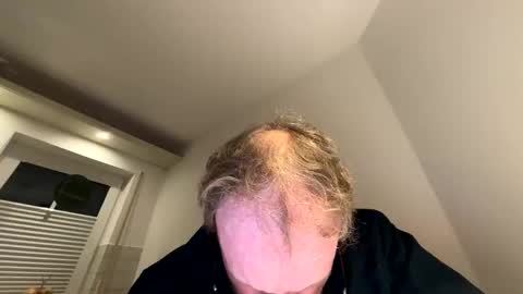 dachdecker7269 online show from March 21, 2026, 10:46 pm