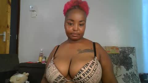 daddyiestoy online show from October 26, 2025, 11:38 am