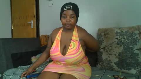 daddyiestoy online show from November 5, 2025, 7:25 pm