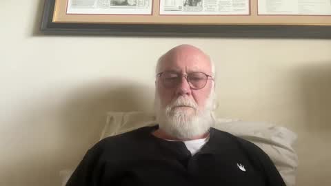 Snapshot of daddy341177 chatting on February 18, 2025, 7:09 pm daddy341177 online show from February 18, 2025, 7:09 pm