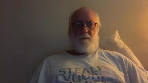 Snapshot of daddy341177 chatting on October 2, 2025, 3:57 am daddy341177 online show from October 2, 2025, 3:57 am