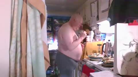 Daddy online show from March 13, 2026, 2:56 pm