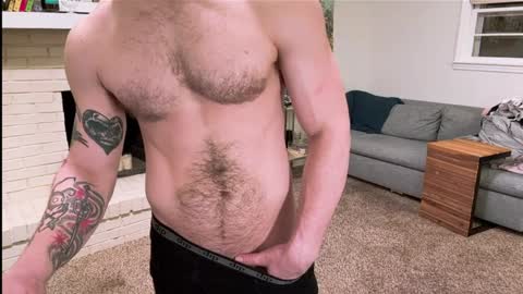 Snapshot of daddydaydrinkz chatting on January 27, 2025, 7:14 am DaddydayDrinkz online show from January 27, 2025, 7:14 am