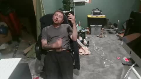 daddydic120402 online show from May 2, 2026, 5:01 am