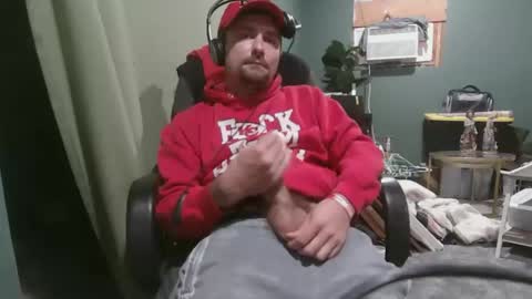 daddydic120402 online show from May 19, 2026, 4:13 pm