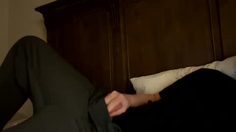 Daddy online show from March 18, 2026, 10:40 am