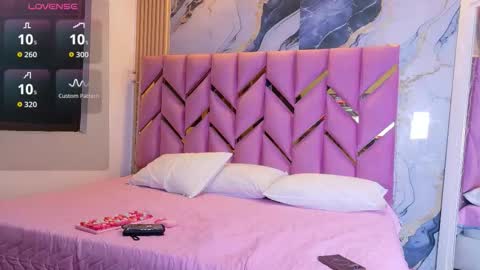 Snapshot of daddyissuesss_ chatting on November 1, 2025, 7:16 pm JAZMIN online show from November 1, 2025, 7:16 pm