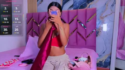 Snapshot of daddyissuesss_ chatting on December 1, 2025, 7:19 pm JAZMIN online show from December 1, 2025, 7:19 pm