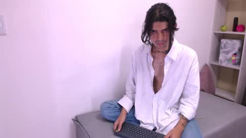 tayler online show from March 7, 2025, 10:35 am