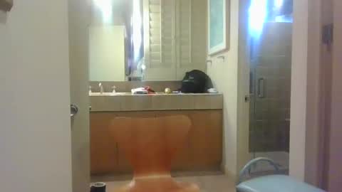 Snapshot of daddyjayare760 chatting on January 1, 2025, 12:11 am daddyjayare760 online show from January 1, 2025, 12:11 am