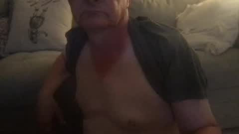 daddymike92883_1 online show from February 11, 2025, 8:48 am