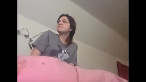 Snapshot of daddyscumslut211 chatting on December 14, 2025, 9:30 pm fairylee21 online show from December 14, 2025, 9:30 pm