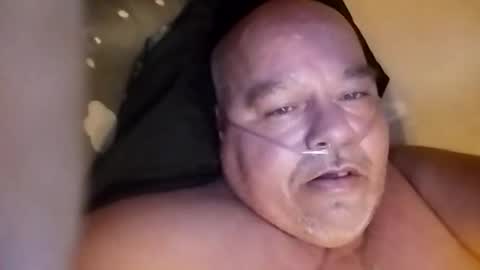 Snapshot of daddyshome4115 chatting on March 10, 2026, 11:32 pm Daddyshome4115 online show from March 10, 2026, 11:32 pm