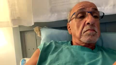 Snapshot of daddyweis chatting on July 10, 2026, 3:00 am daddyweis online show from July 10, 2026, 3:00 am