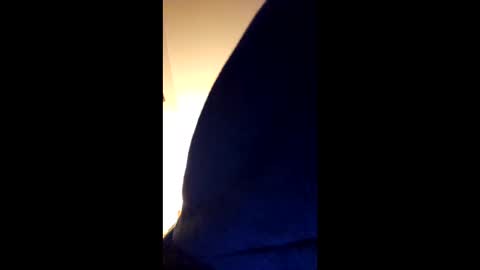 Snapshot of daddyyankeeny chatting on December 17, 2024, 5:07 am daddyyankeeny online show from December 17, 2024, 5:07 am