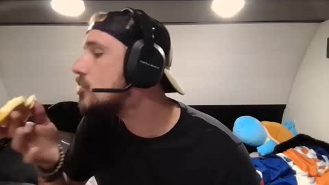 Snapshot of dadgoeswild chatting on December 30, 2024, 1:58 am DadGoesWild online show from December 30, 2024, 1:58 am