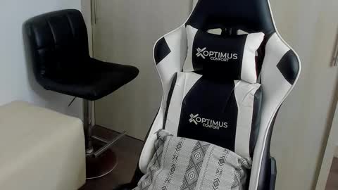 Allan Daf online show from November 4, 2025, 2:43 am