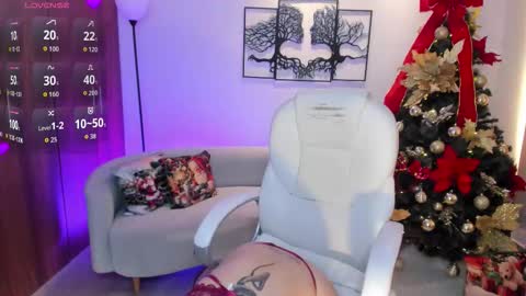 Dafne online show from December 3, 2025, 7:45 pm