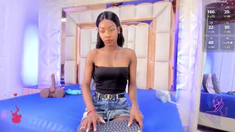 Snapshot of dafnee_adams chatting on January 11, 2026, 12:32 pm Dafnee online show from January 11, 2026, 12:32 pm