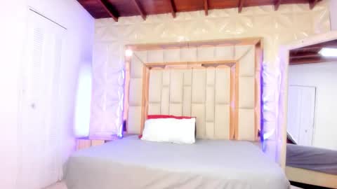 Snapshot of dafnee_adams chatting on March 27, 2026, 12:49 pm Dafnee online show from March 27, 2026, 12:49 pm