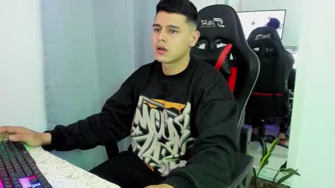 my name is Jhon and I live in colombia online show from November 4, 2025, 4:11 am