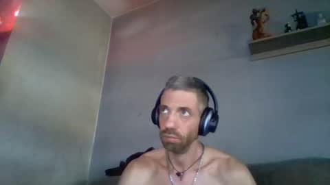 Snapshot of dagodex30 chatting on December 2, 2025, 8:08 am dagodex30 online show from December 2, 2025, 8:08 am