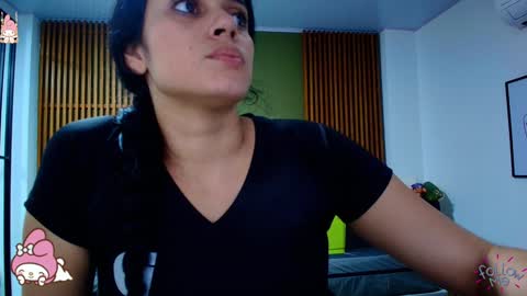  Dahiana  online show from February 4, 2025, 7:44 pm