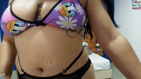  Dahiana  online show from November 14, 2025, 8:40 pm