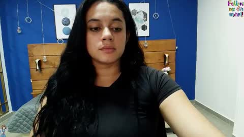  Dahiana  online show from November 15, 2025, 8:16 pm