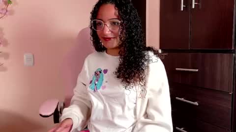 Dahli online show from April 6, 2026, 10:00 pm