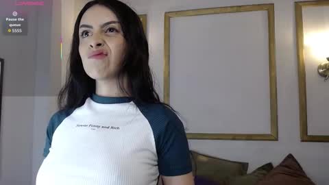 Dahlia online show from November 18, 2025, 11:14 am