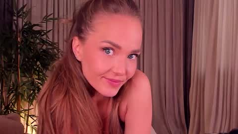 Snapshot of dahraveyne chatting on January 6, 2026, 11:14 am Deea online show from January 6, 2026, 11:14 am