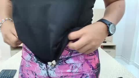 Snapshot of daia_vega chatting on April 15, 2026, 9:26 pm Daia Vega online show from April 15, 2026, 9:26 pm