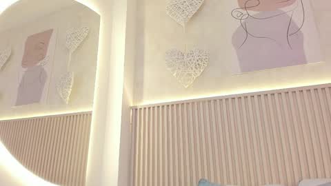 Snapshot of daiana_curly chatting on April 29, 2026, 7:09 pm Daiana online show from April 29, 2026, 7:09 pm