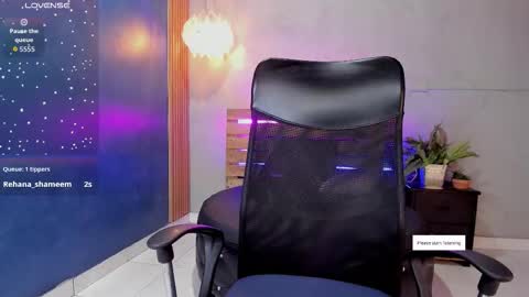 daiisy_kiss online show from November 20, 2025, 7:35 pm