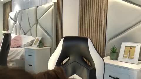 Snapshot of daimondti chatting on September 14, 2025, 12:04 pm DaimonTi online show from September 14, 2025, 12:04 pm