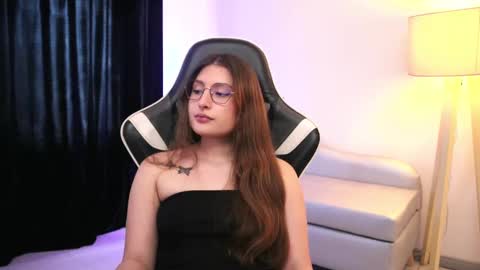 Snapshot of daisha_riley chatting on September 19, 2025, 8:20 pm Lauren online show from September 19, 2025, 8:20 pm