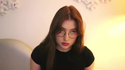 Snapshot of daisha_riley chatting on December 16, 2025, 1:05 pm Lauren online show from December 16, 2025, 1:05 pm