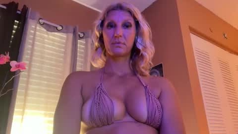 Daisy137 online show from March 23, 2026, 7:07 pm