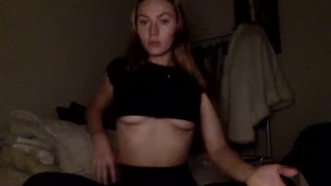Snapshot of daisycollins1111 chatting on May 24, 2026, 7:57 am Daisy online show from May 24, 2026, 7:57 am
